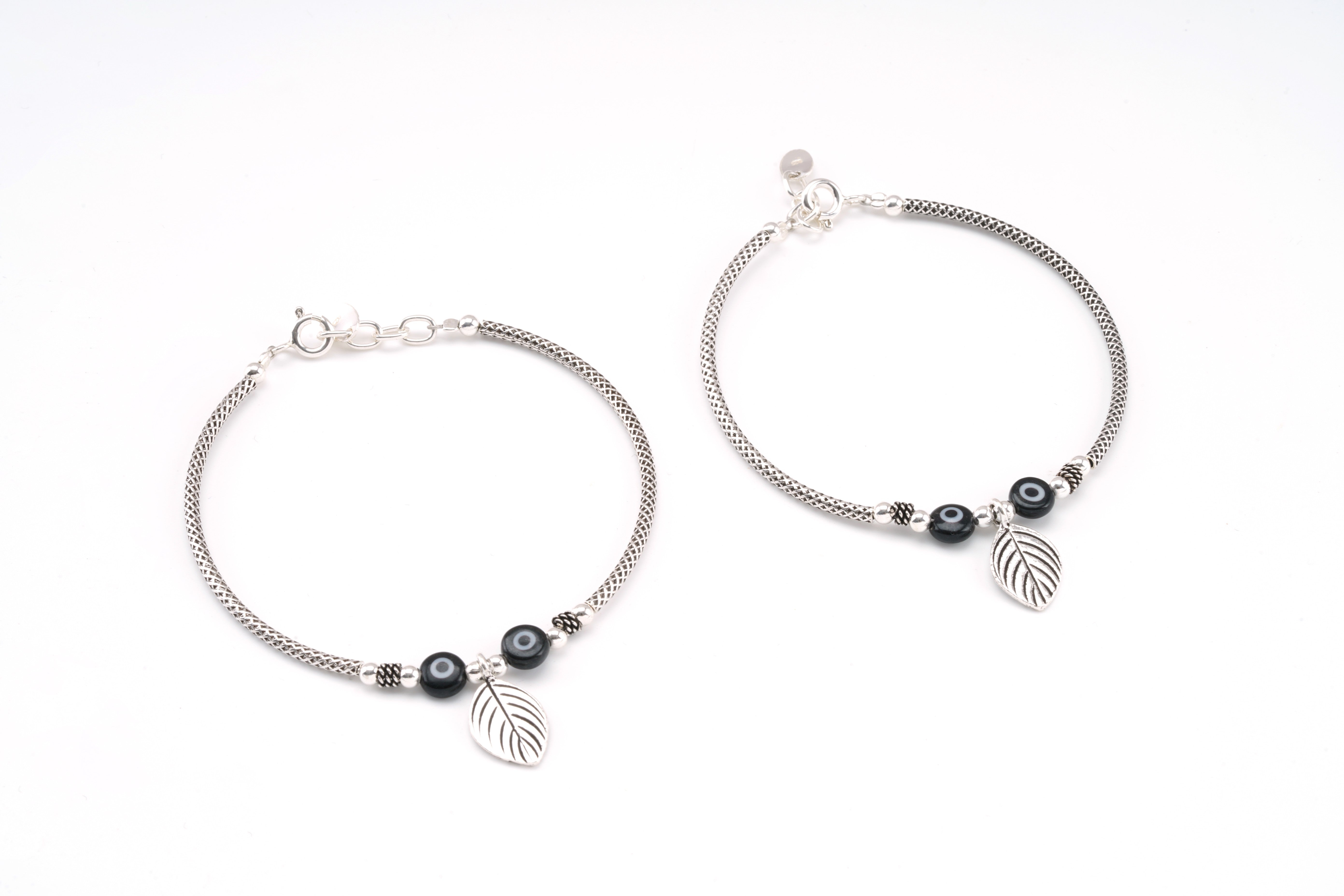 Eterna Leaf Charm Silver Bracelet