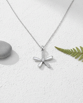 Silver Starlit Bloom Pendant Necklace