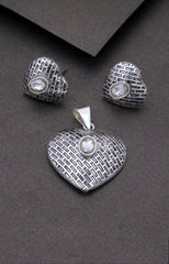 Antique Textured Heart Silver Pendant Set