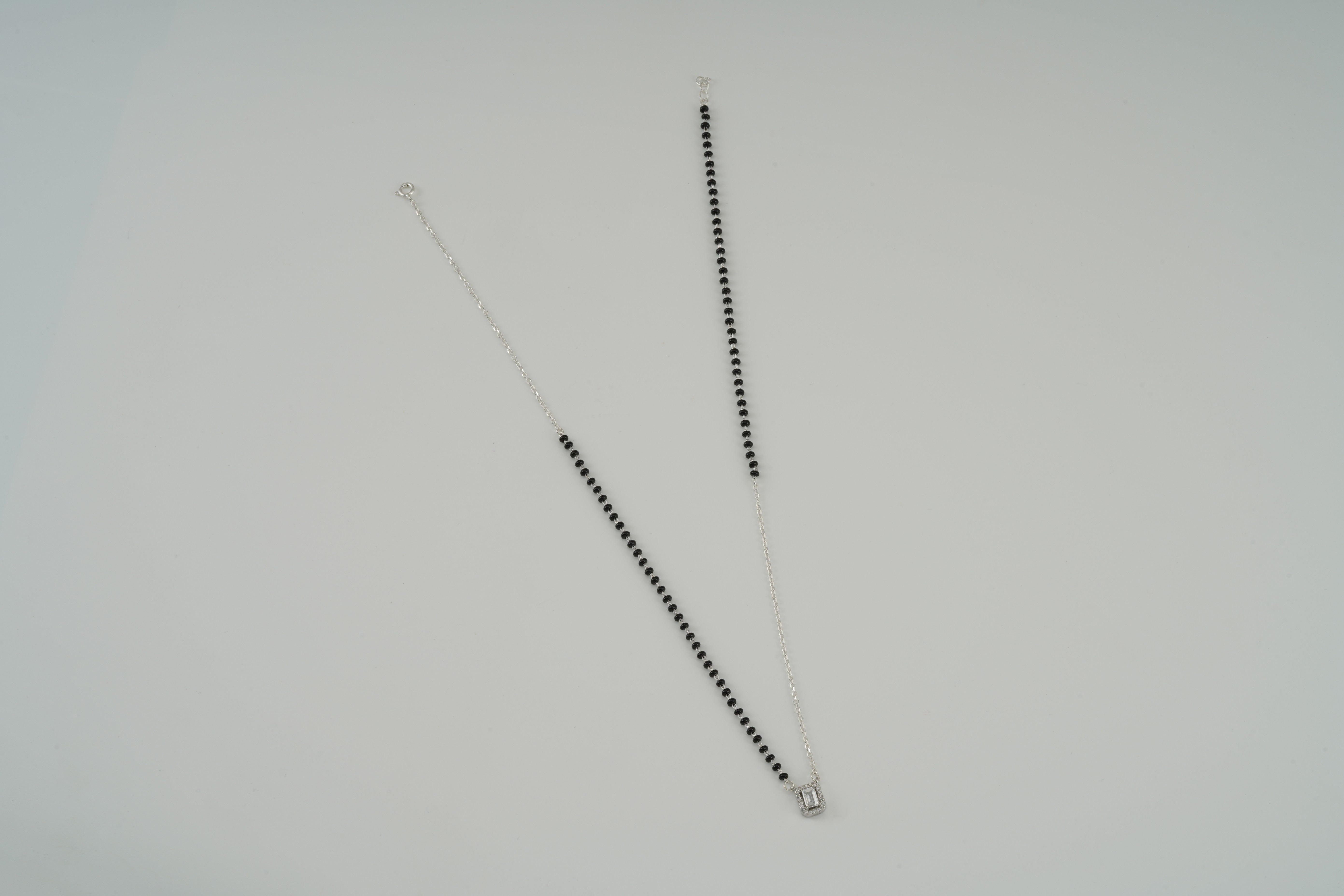 Nyra Baguette Grace Mangalsutra