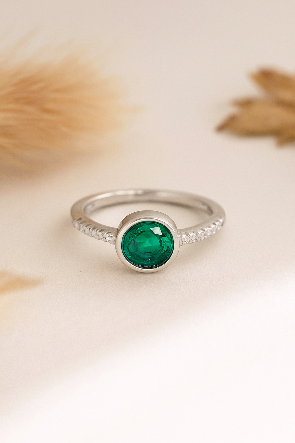 Classic Spark Round Silver Ring