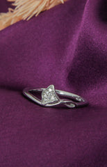 Twisted Leaf Spark Ring