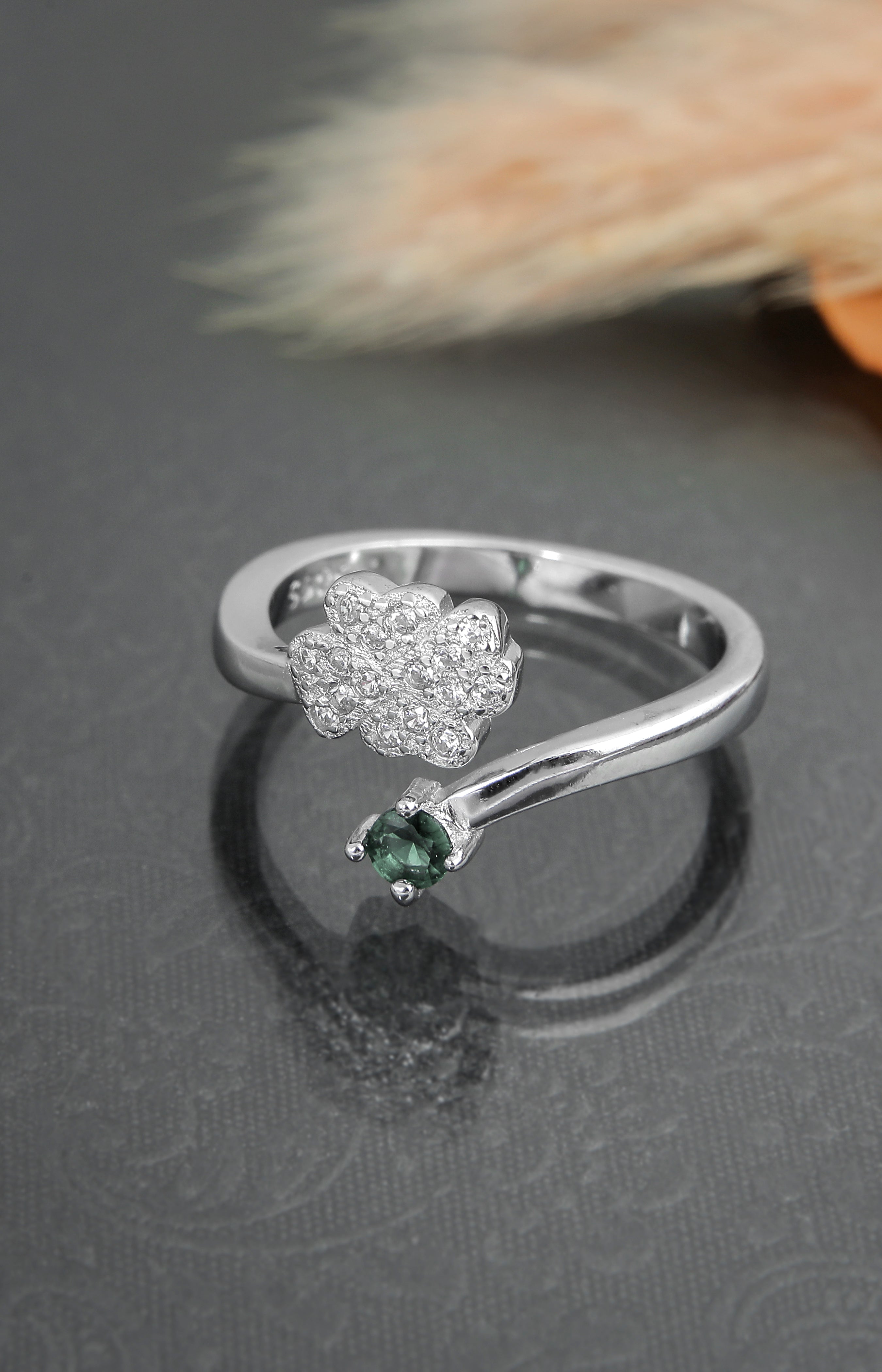 Silver Clover Emerald Ring