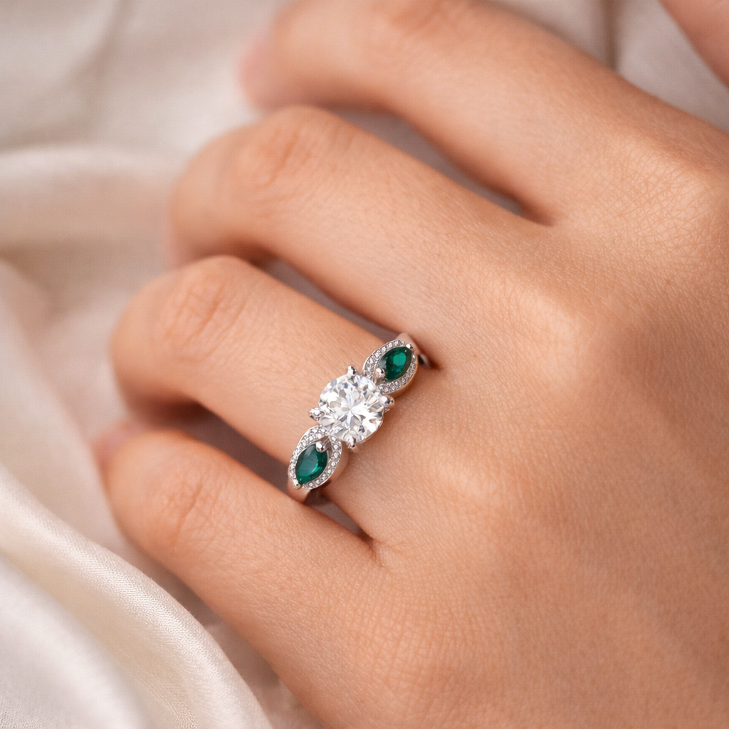 Radiant Crown Solitaire Ring – Elegant Minimal Adjustable Ring for Women | Classic Luxury Everyday Jewellery