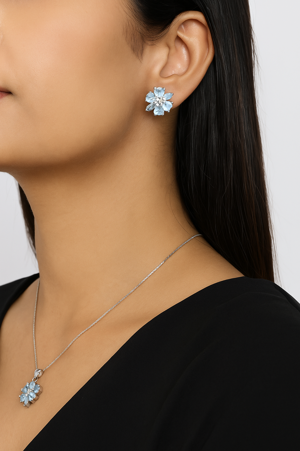 Silver Azure Bloom Pendant Set
