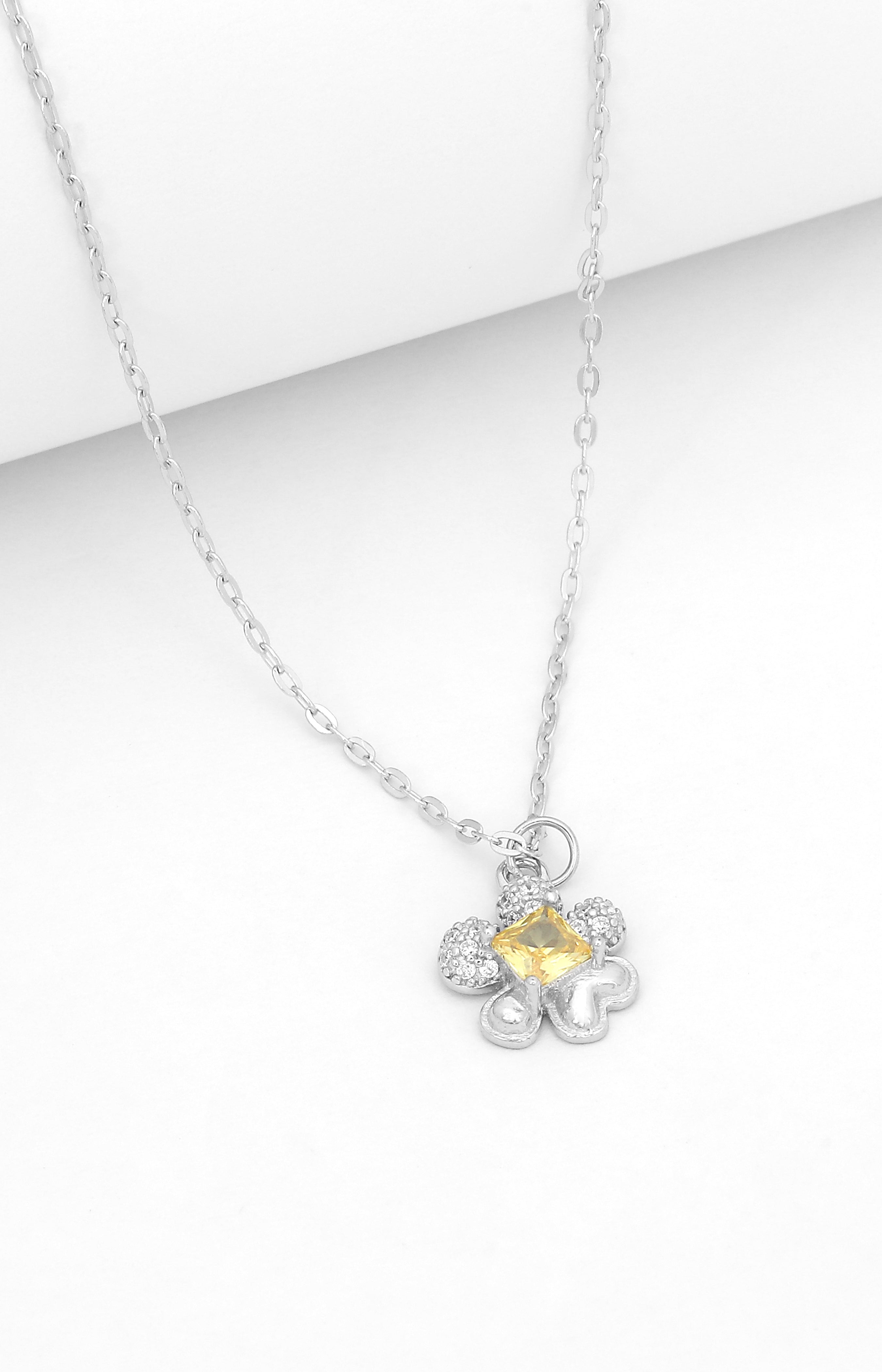 Silver Sunny Bloom Pendant Necklace